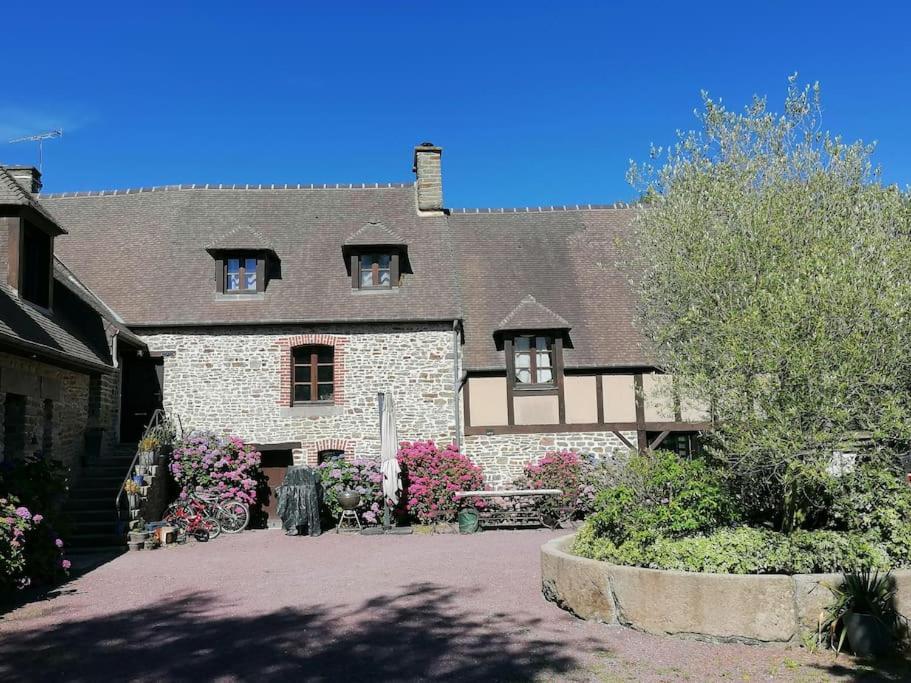 Sunset Family Guesthouse Mont Saint Michel Céaux Εξωτερικό φωτογραφία
